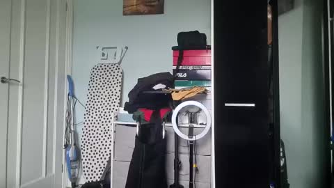 xxsddfc3w online show from 22, 1, 2025