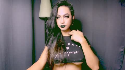 Lara online show from 2, 1, 2025