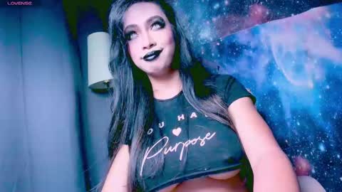 Lara online show from 27, 2, 2025