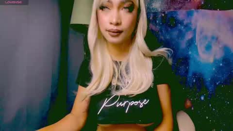 Lara online show from 5, 3, 2025