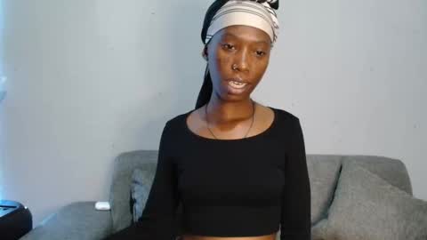 Snapshot of xxsexytalia28 chatting on 15, 10, 2025 xxsexytalia28 online show from 15, 10, 2025