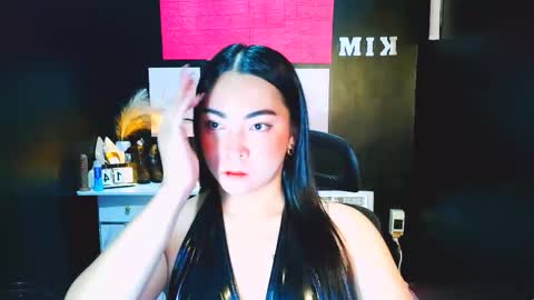 Snapshot of xxslutty_kim chatting on 14, 12, 2025 xxslutty kim online show from 14, 12, 2025