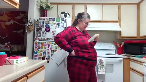 Snapshot of xxstrawberryjanexx chatting on 17, 12, 2024 Strawberry Jane online show from 17, 12, 2024