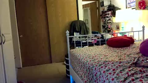 Snapshot of xxstrawberryjanexx chatting on 19, 6, 2026 Strawberry Jane online show from 19, 6, 2026