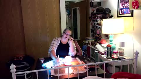 Snapshot of xxstrawberryjanexx chatting on 25, 6, 2026 Strawberry Jane online show from 25, 6, 2026