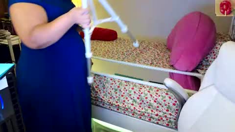 Snapshot of xxstrawberryjanexx chatting on 27, 6, 2026 Strawberry Jane online show from 27, 6, 2026