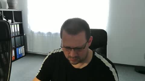 Eddi online show from 17, 12, 2025