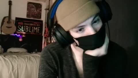 Snapshot of xxwhitefoxx chatting on 6, 3, 2025 David Fox online show from 6, 3, 2025