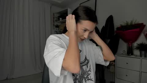 Snapshot of xxx_leila chatting on 3, 12, 2024 xxx_leila online show from 3, 12, 2024