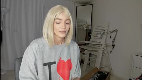 Snapshot of xxx_leila chatting on 15, 12, 2024 xxx_leila online show from 15, 12, 2024