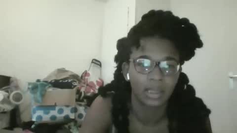 Danielle online show from 5, 4, 2026