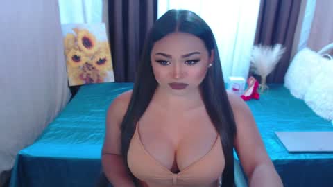 Snapshot of xxxgiganticoliviacummerxxx chatting on 30, 4, 2026 OLIVIA online show from 30, 4, 2026