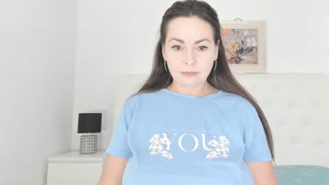 Elvira online show from 18, 9, 2025