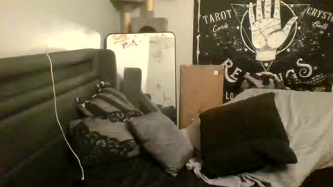 Misti online show from 2, 12, 2025