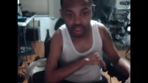 Snapshot of xxxonwheelz chatting on 6, 10, 2025 xxxonwheelz online show from 6, 10, 2025