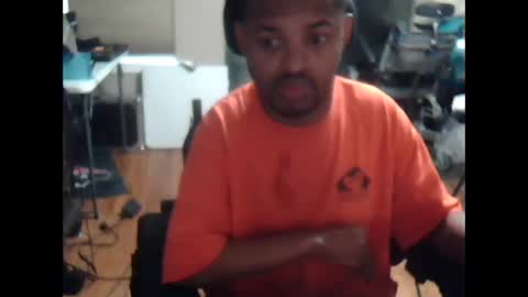 Snapshot of xxxonwheelz chatting on 6, 10, 2025 xxxonwheelz online show from 6, 10, 2025