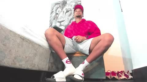 Snapshot of y0ung_master_ chatting on 21, 11, 2025 Sr. Y0ung Master online show from 21, 11, 2025