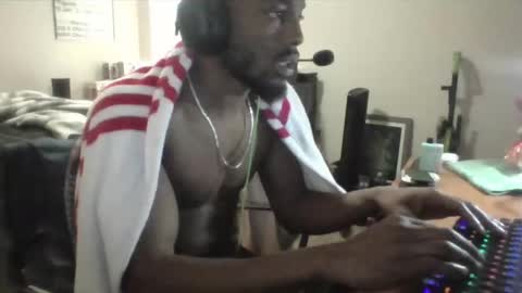 y_sticky online show from 6, 3, 2025