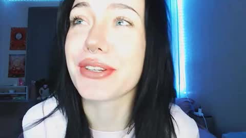 Yami online show from 12, 11, 2025