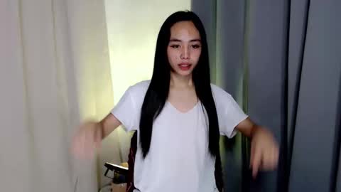 Snapshot of yams_kitty69 chatting on 27, 11, 2025 yams_kitty69 online show from 27, 11, 2025