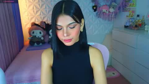 Snapshot of yang_audreylone chatting on 15, 9, 2025 YANG AUDREY LONE online show from 15, 9, 2025