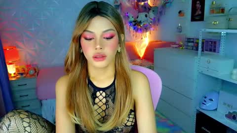 Snapshot of yang_audreylone chatting on 20, 10, 2025 YANG AUDREY LONE online show from 20, 10, 2025