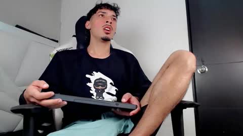 Snapshot of yankees_ chatting on 22, 11, 2025 DANILO P online show from 22, 11, 2025