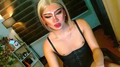 miss yasii online show from 11, 4, 2026