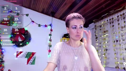 Snapshot of yasmin_goldenst chatting on 27, 12, 2024 Yasemin online show from 27, 12, 2024