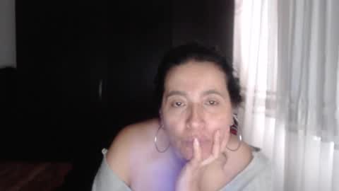 Snapshot of yasmin_love85 chatting on 2, 12, 2024 yasmin_love85 online show from 2, 12, 2024