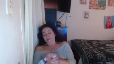 Snapshot of yasmin_love85 chatting on 24, 2, 2025 yasmin_love85 online show from 24, 2, 2025