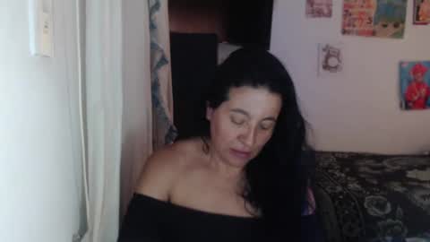 Snapshot of yasmin_love85 chatting on 28, 2, 2025 yasmin_love85 online show from 28, 2, 2025