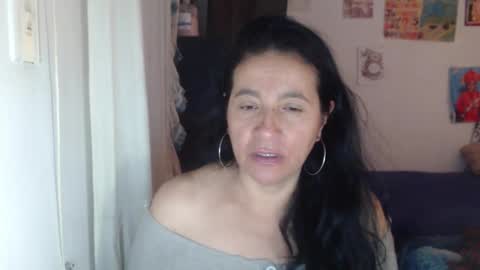 Snapshot of yasmin_love85 chatting on 13, 4, 2026 yasmin_love85 online show from 13, 4, 2026