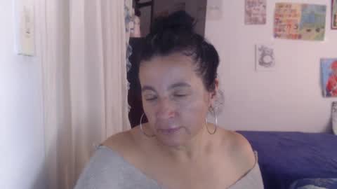Snapshot of yasmin_love85 chatting on 28, 4, 2026 yasmin_love85 online show from 28, 4, 2026
