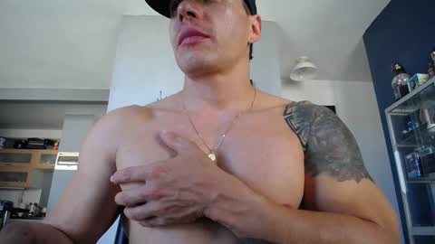 Snapshot of yatho_ chatting on 9, 9, 2025 yahto online show from 9, 9, 2025