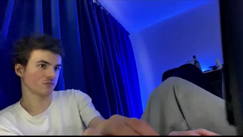 Snapshot of yayay333 chatting on 23, 12, 2025 yayay333 online show from 23, 12, 2025