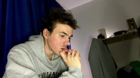 yayay333 online show from 4, 4, 2026