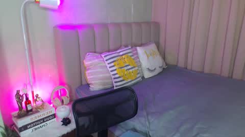 Yazzi online show from 2, 2, 2025