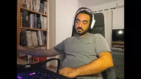 yeeaahoo online show from 8, 9, 2025