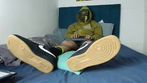 yeisongomezz online show from 21, 12, 2025