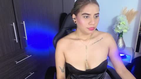 Yeli Amber online show from 10, 4, 2026