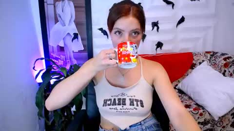 Snapshot of yemfairymcry chatting on 21, 10, 2025 YEM online show from 21, 10, 2025