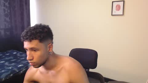 Yeff ind. model  online show from 9, 12, 2024