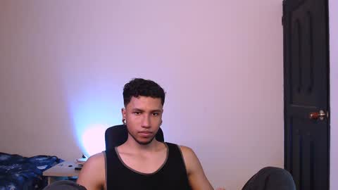 Yeff ind. model  online show from 14, 1, 2025