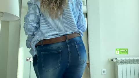 Snapshot of yes_mommy_zlata chatting on 21, 4, 2026 Zlata online show from 21, 4, 2026