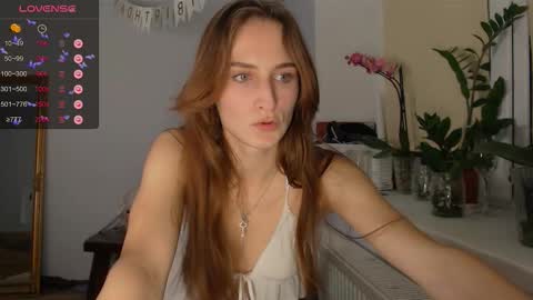 Snapshot of yes_to_heaven chatting on 23, 10, 2025 Zoe online show from 23, 10, 2025