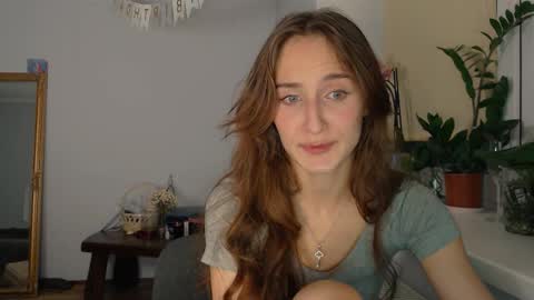 Snapshot of yes_to_heaven chatting on 25, 10, 2025 Zoe online show from 25, 10, 2025