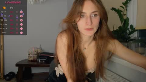 Snapshot of yes_to_heaven chatting on 15, 11, 2025 Zoe online show from 15, 11, 2025