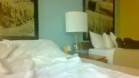 Snapshot of yesinchris7 chatting on 7, 11, 2025 yesinchris7 online show from 7, 11, 2025