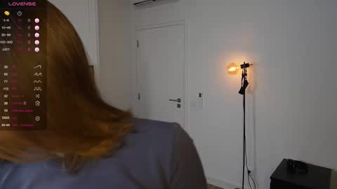 Snapshot of yess_kiki chatting on 14, 11, 2025 Kiki online show from 14, 11, 2025